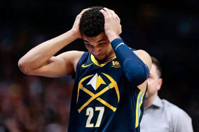  穆雷末节21分马刺逆转火箭  