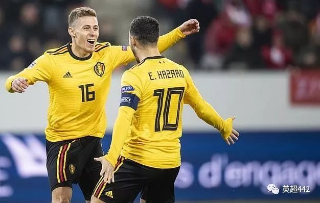  多特蒙德连签强援，中场补强剑指冠军  