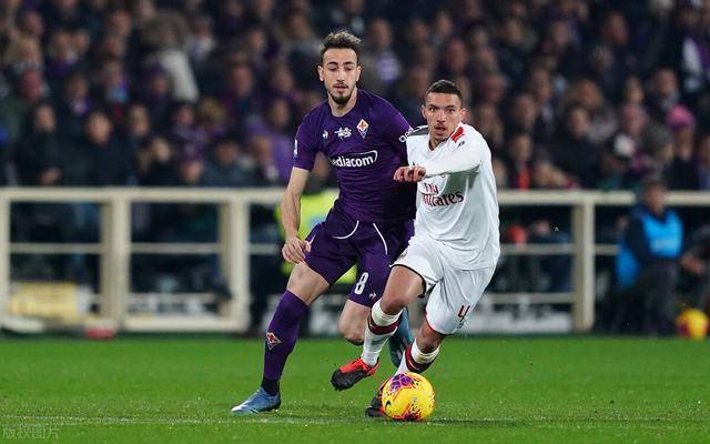  佛罗伦萨新星闪耀入选国家队  